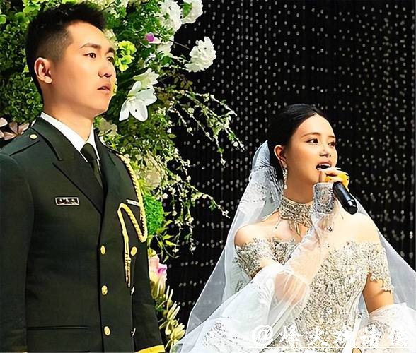 最帅升旗手张自轩大婚不到24小时,荒唐一幕出现,新娘受无妄之灾 最帅升旗手张自轩大婚不到24小时,荒唐一幕出现,新娘受无妄之灾